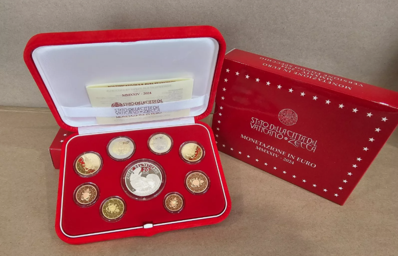 Coffret BE Euros Vatican 2024 - 8 pièces. 1 Cent à 2€ + 20€ Argent