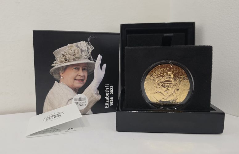 Coffret 200€ Euros Or Gold 999/1000 France 2026 - 100 Years Elisabeth II - 1 Oz